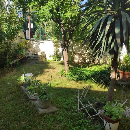 Spacious With Big Garden Near Split